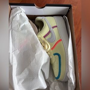 Nike air force 1 LX life lime